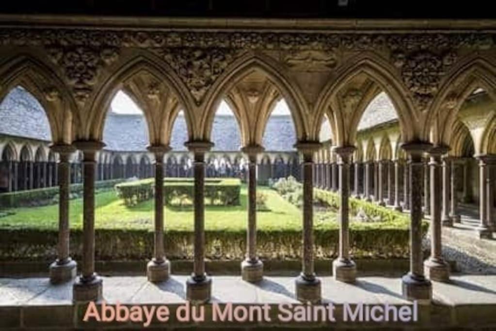 Maison Proche Du Mont Saint Michel Pontorson Exterior foto